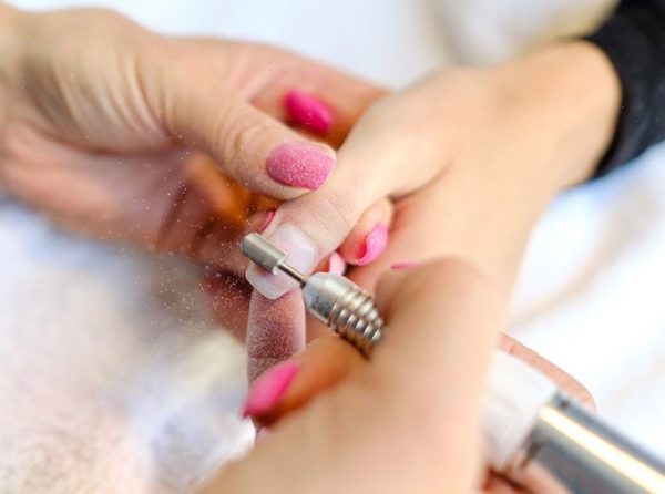 When and How to Safely Remove Builder Gel: A Step-by-Step Guide