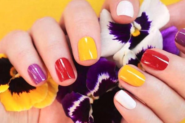 The Elegance of Short Nails: Why Less Is More and How to Master the Look